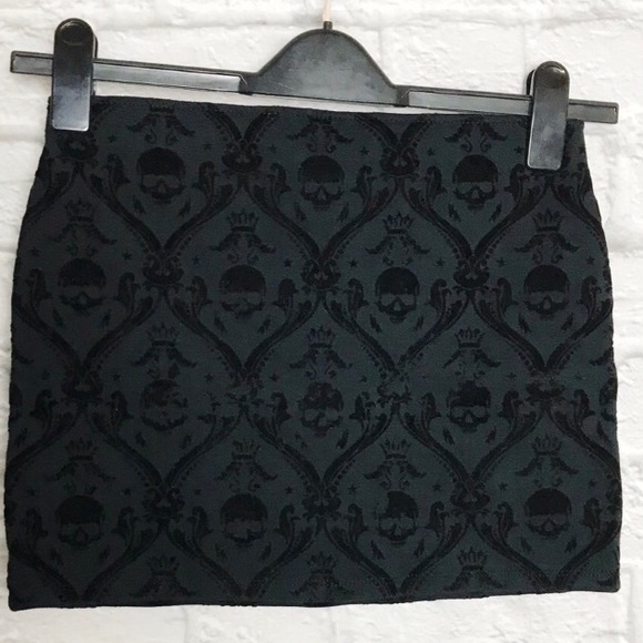 Mini Skirt Damask Punk Velvet Textured Skulls - Picture 2 of 15